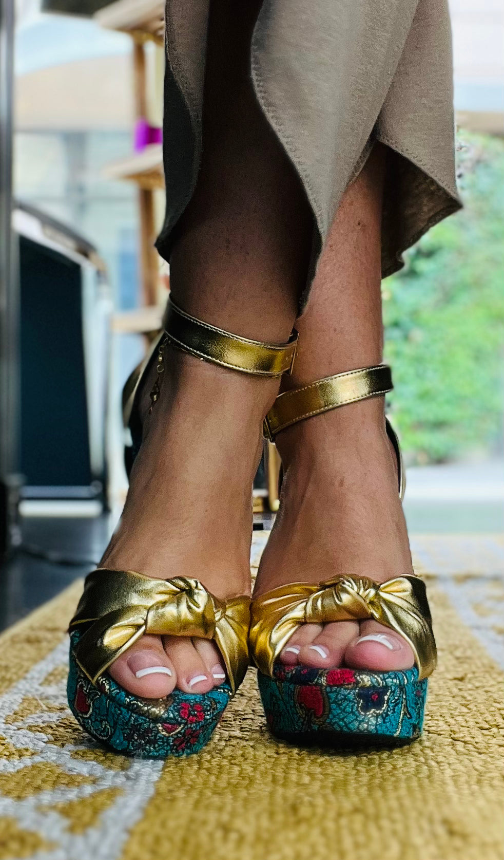High heels platform turquoise and metallic gold, VRS.  